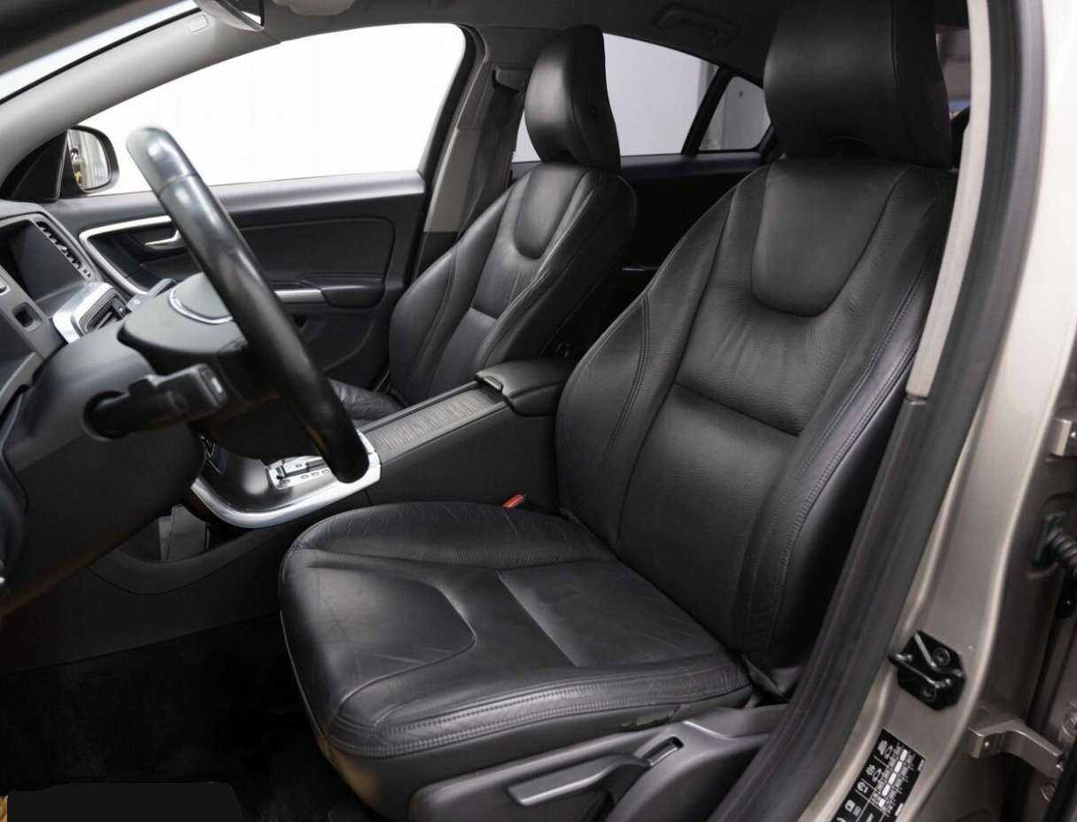 Volvo S60, 2012 Фото №8