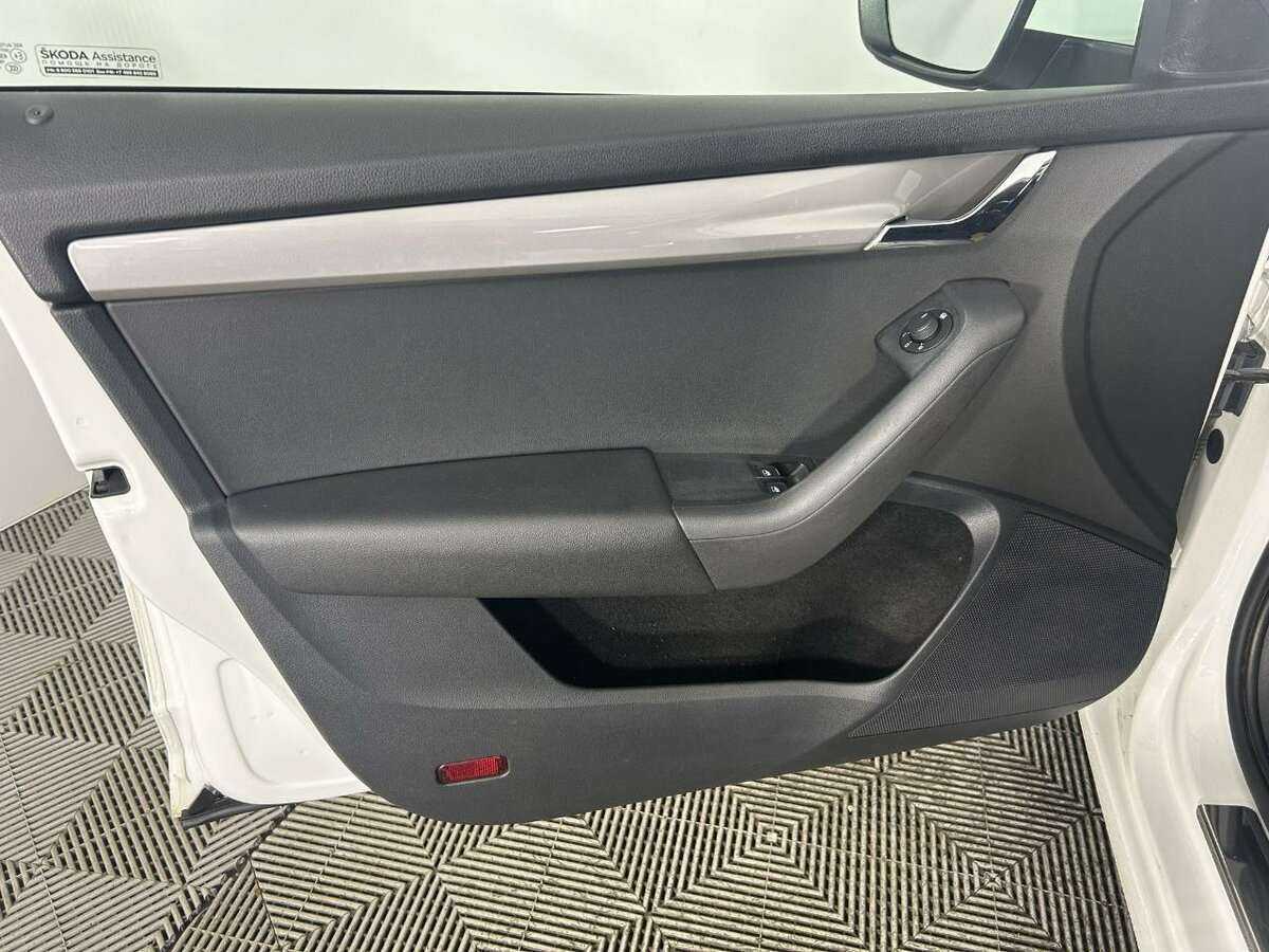 Skoda Octavia, 2018 Фото №8