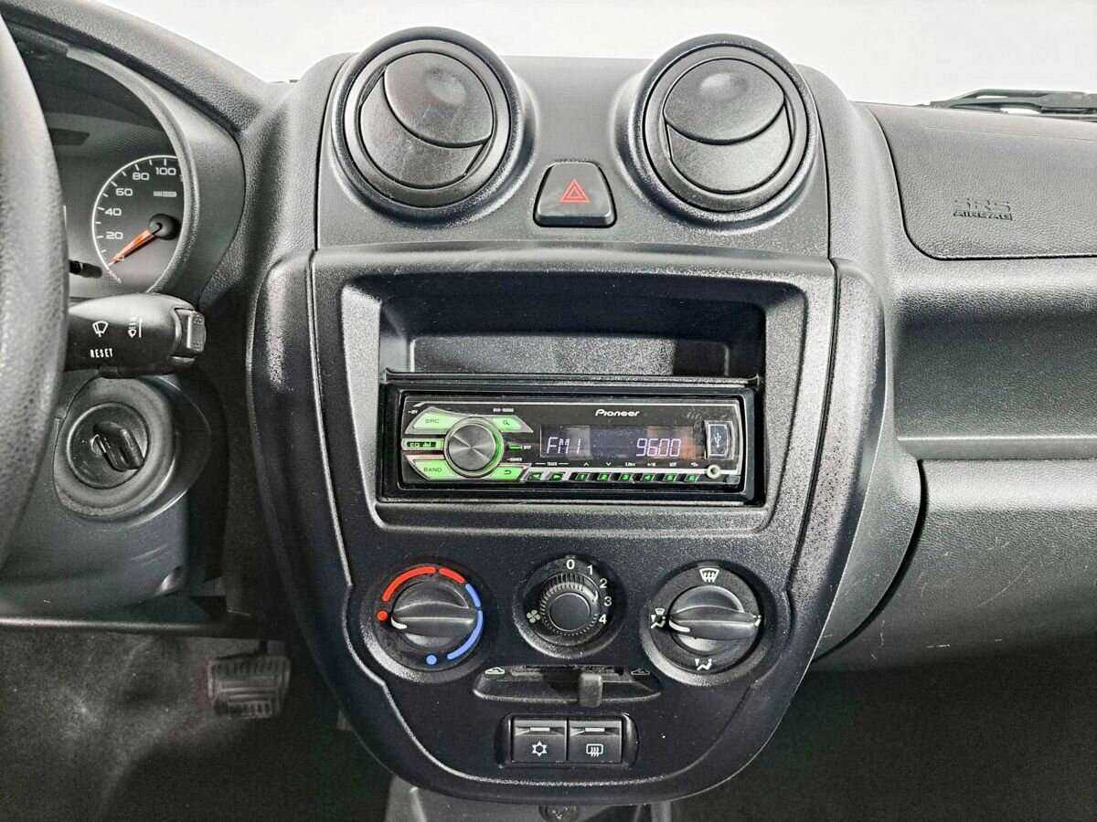 Lada (ВАЗ) Granta, 2013 Фото №13