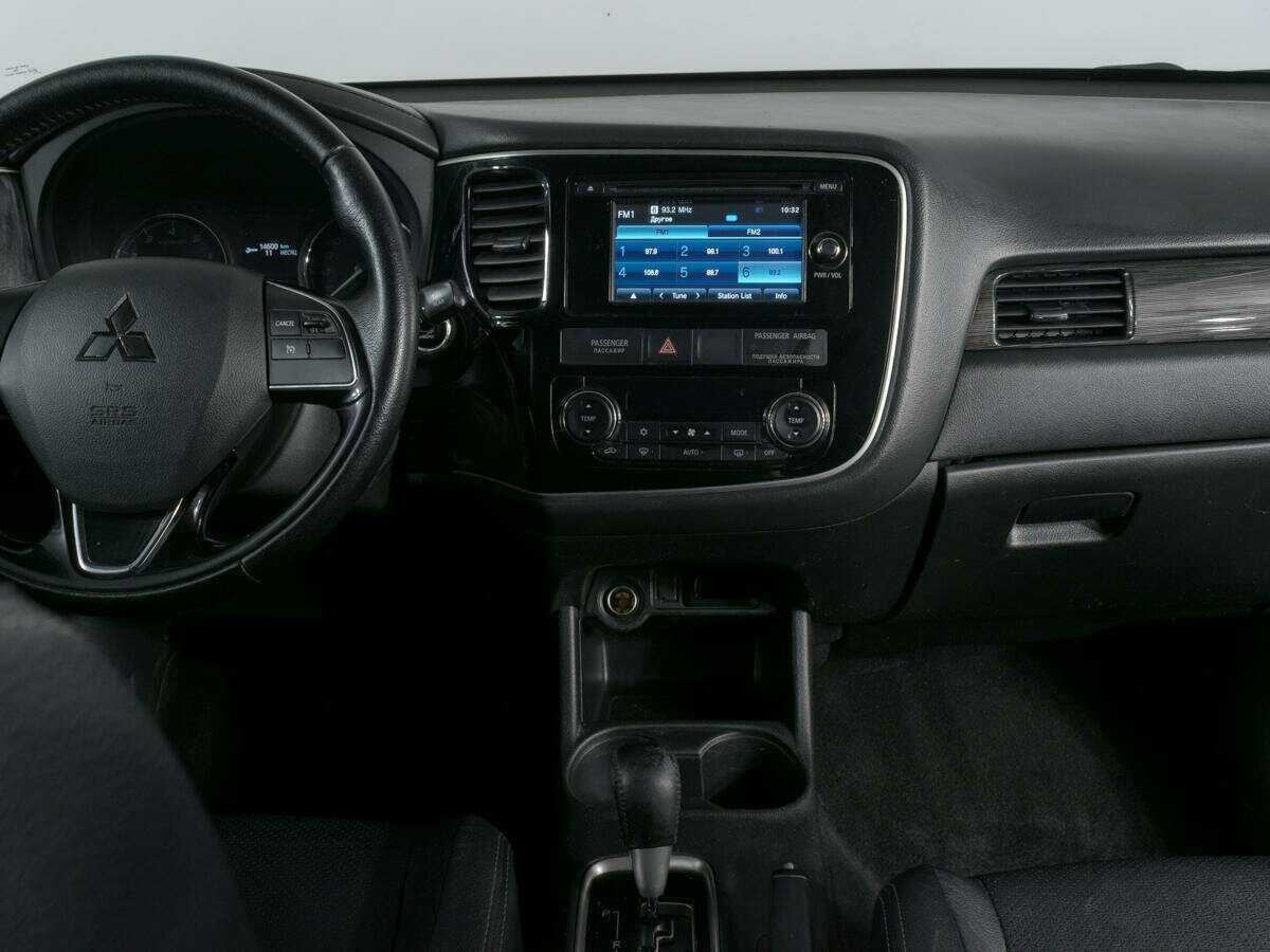 Mitsubishi Outlander, 2016 Фото №8