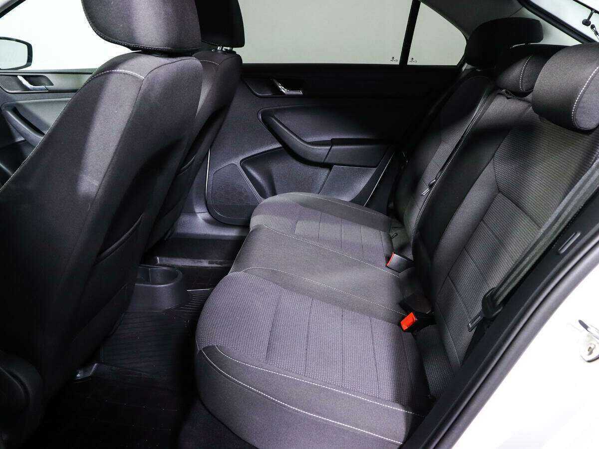 Skoda Rapid, 2016 Фото №8