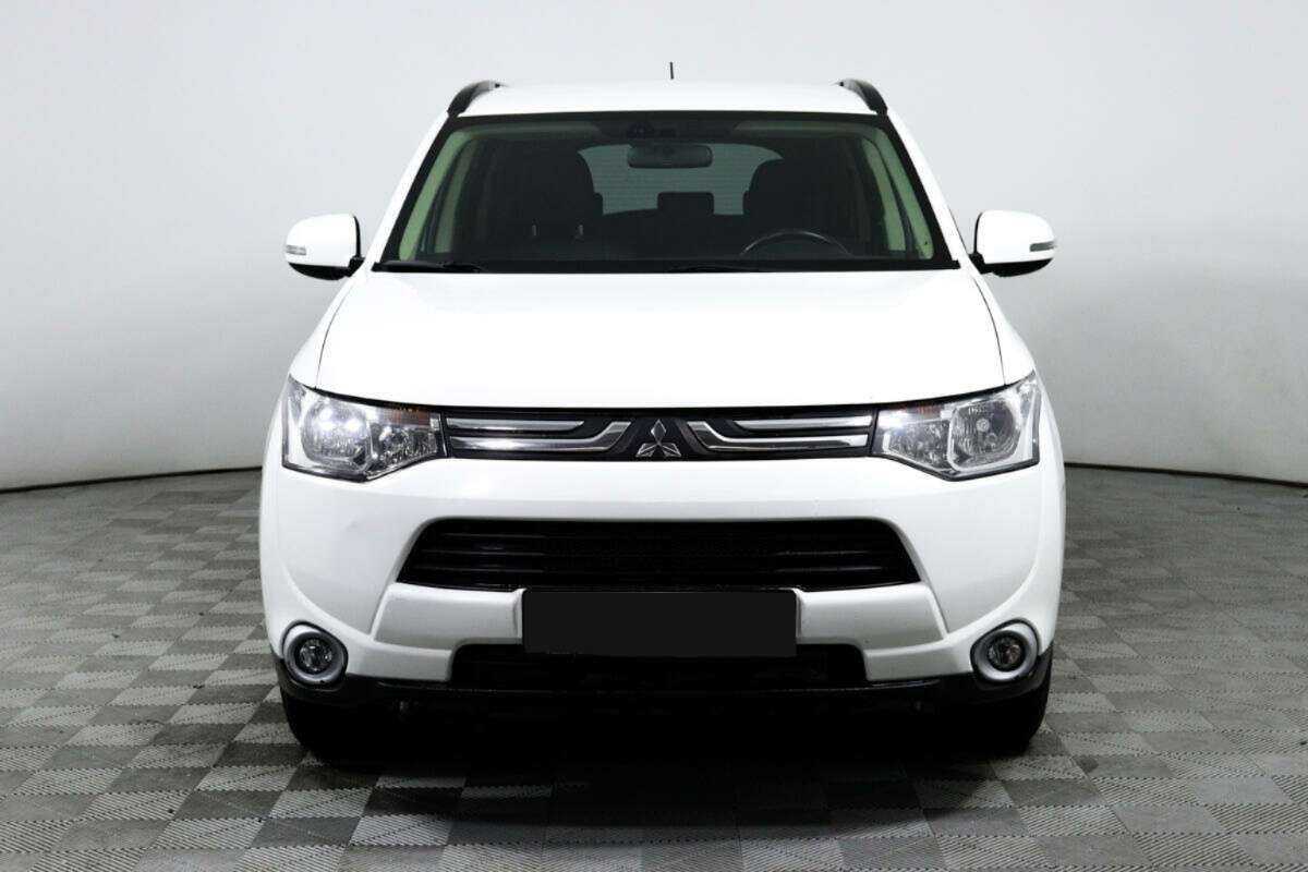 Mitsubishi Outlander, 2013 Фото №2
