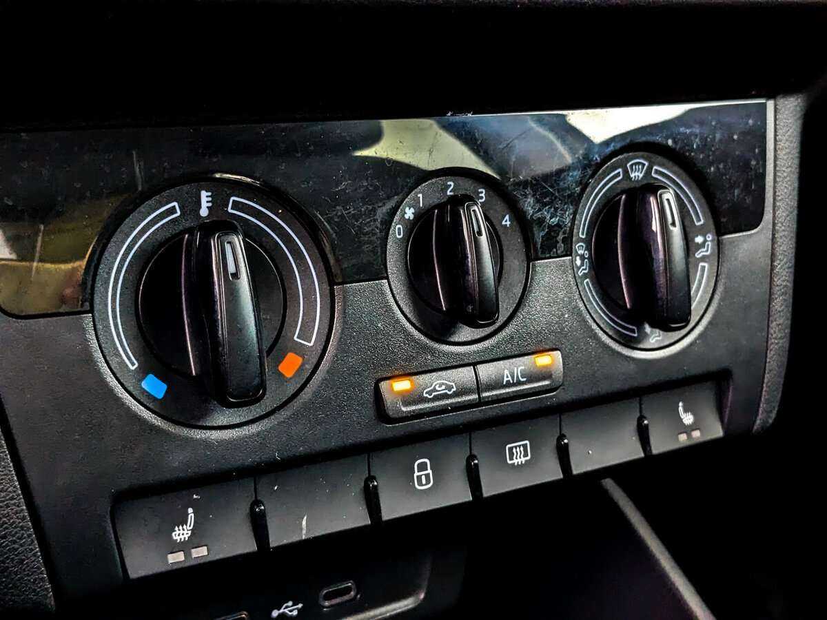 Skoda Rapid, 2020 Фото №20