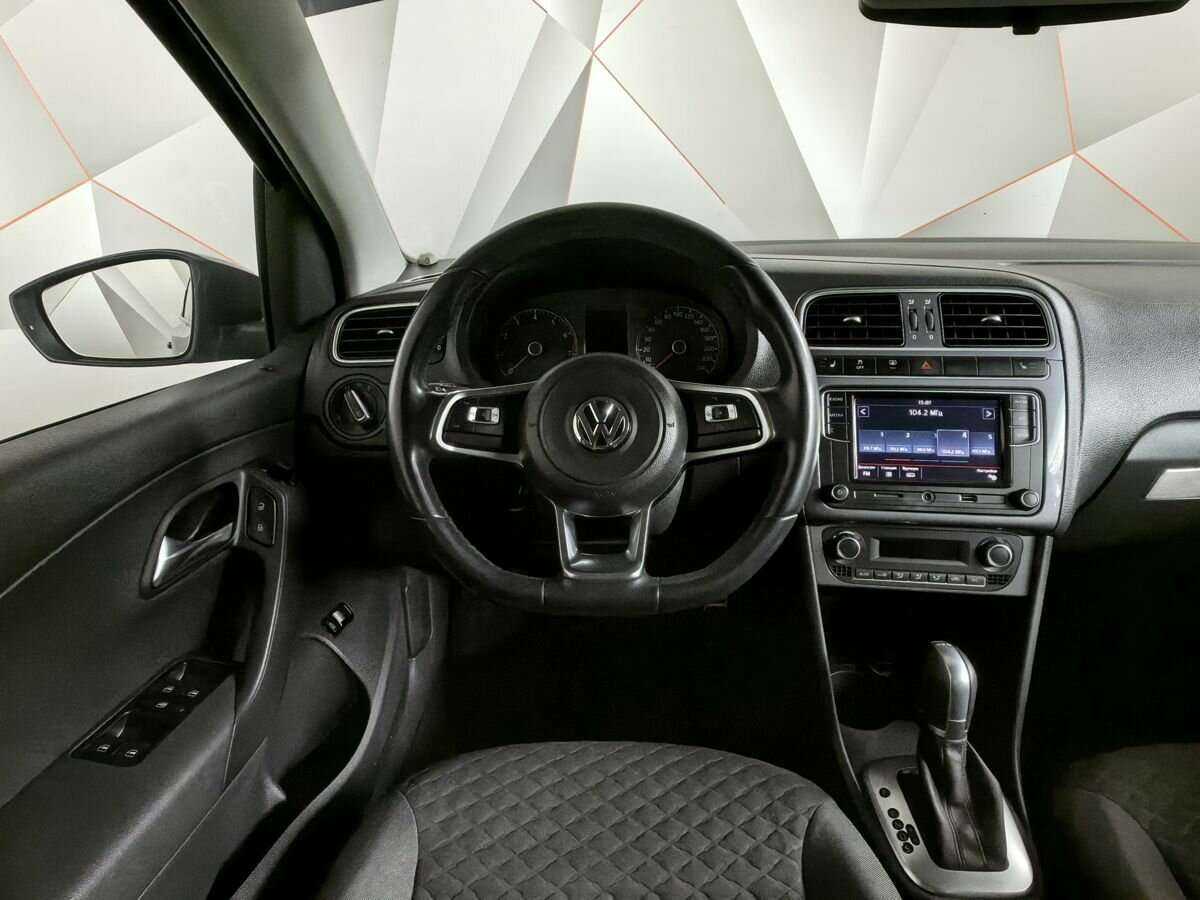 Volkswagen Polo, 2018 Фото №15