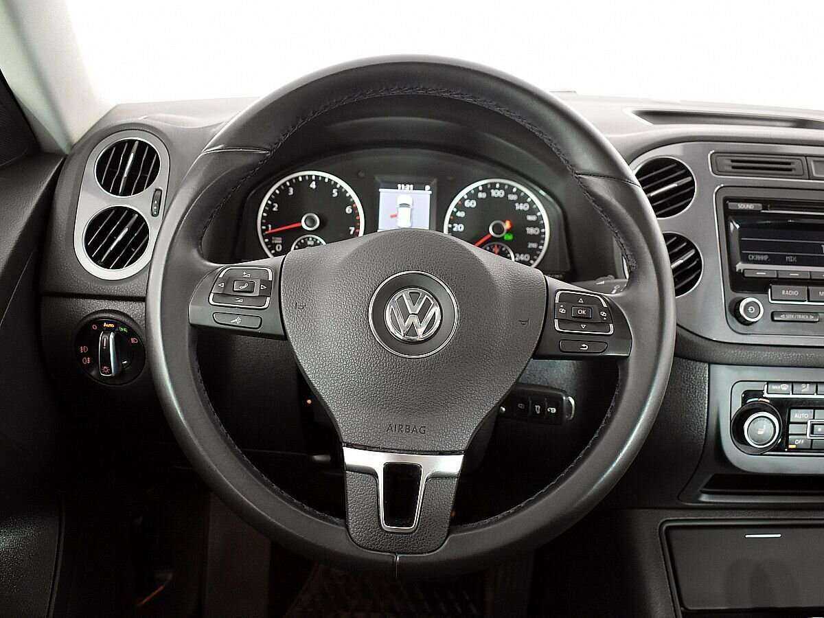 Volkswagen Tiguan, 2012 Фото №11
