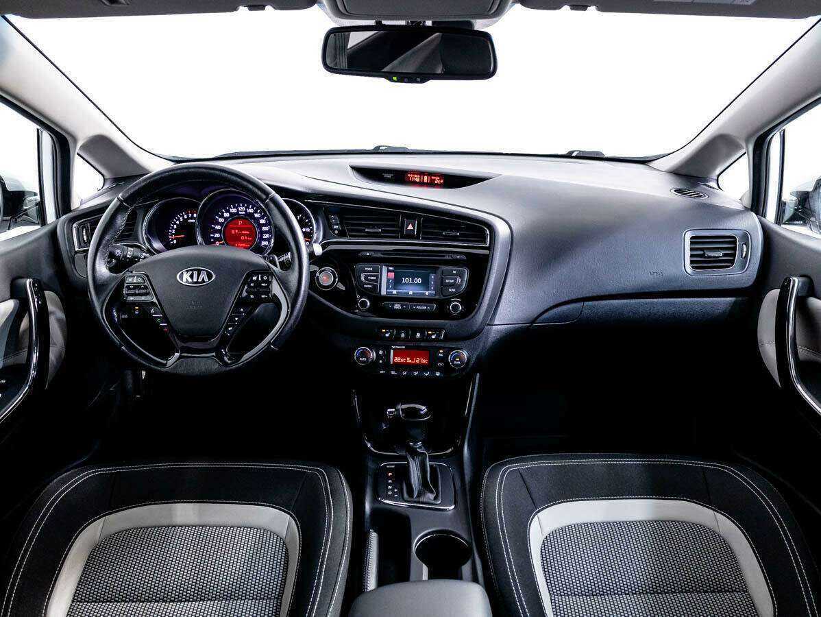 Kia Ceed, 2016 Фото №9