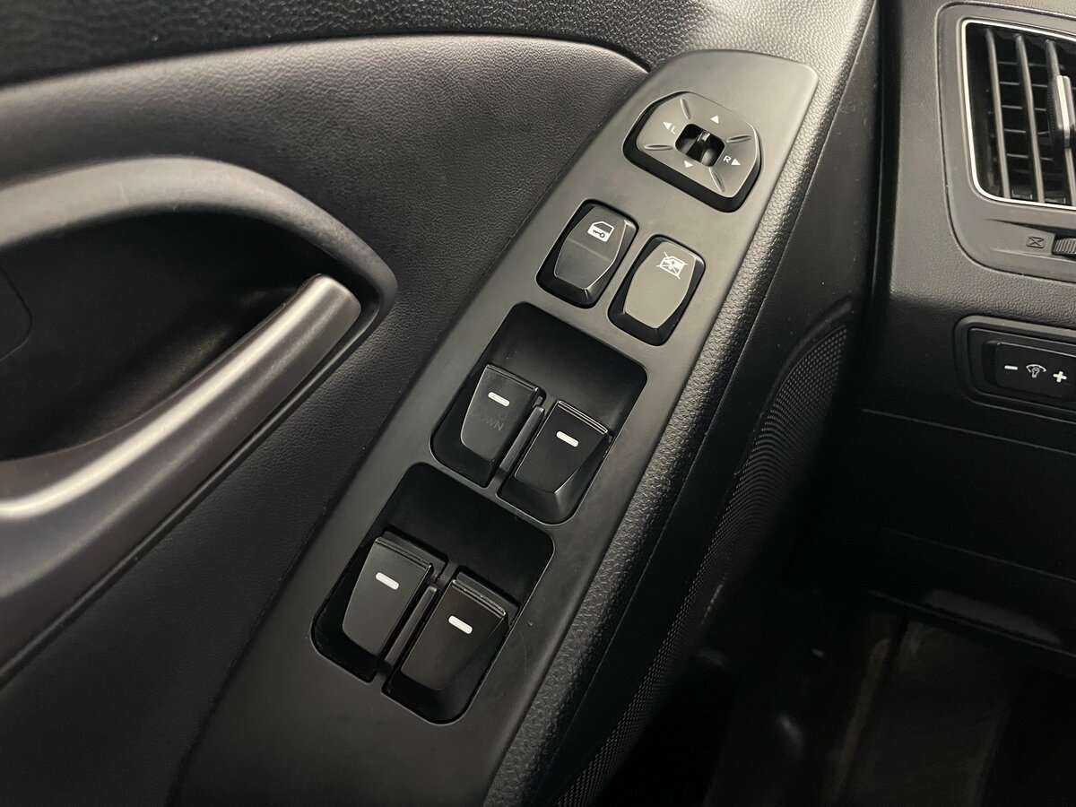 Hyundai ix35, 2013 Фото №16