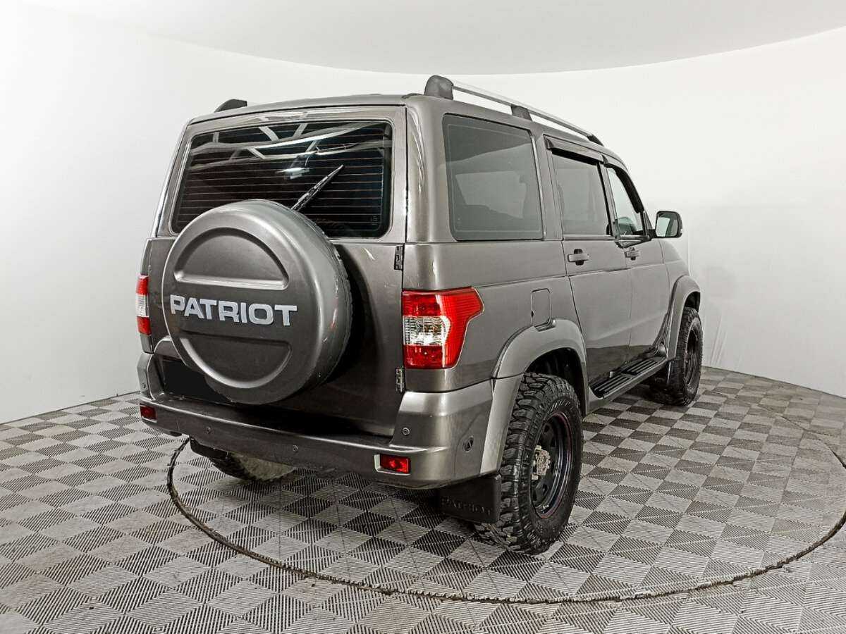 УАЗ Patriot, 2016 Фото №5