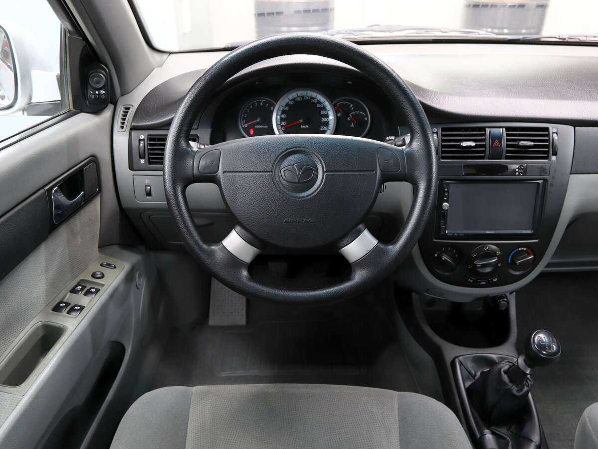 Daewoo Gentra, 2013 Фото №17