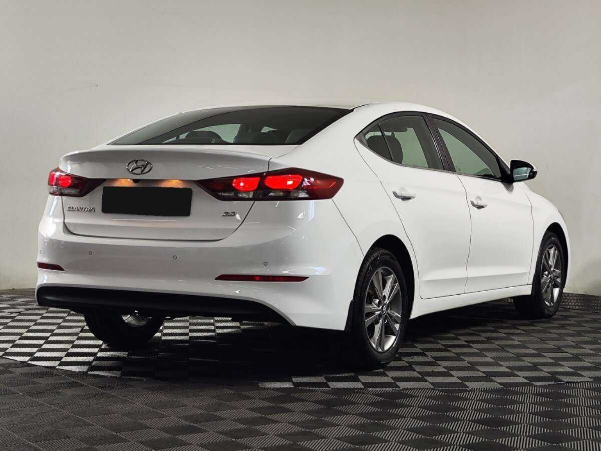 Hyundai Elantra, 2016 Фото №3