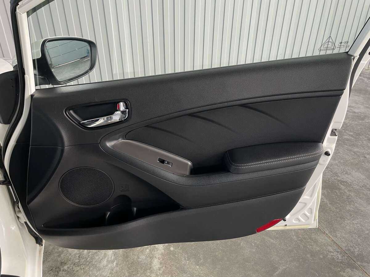 Kia Cerato, 2017 Фото №19