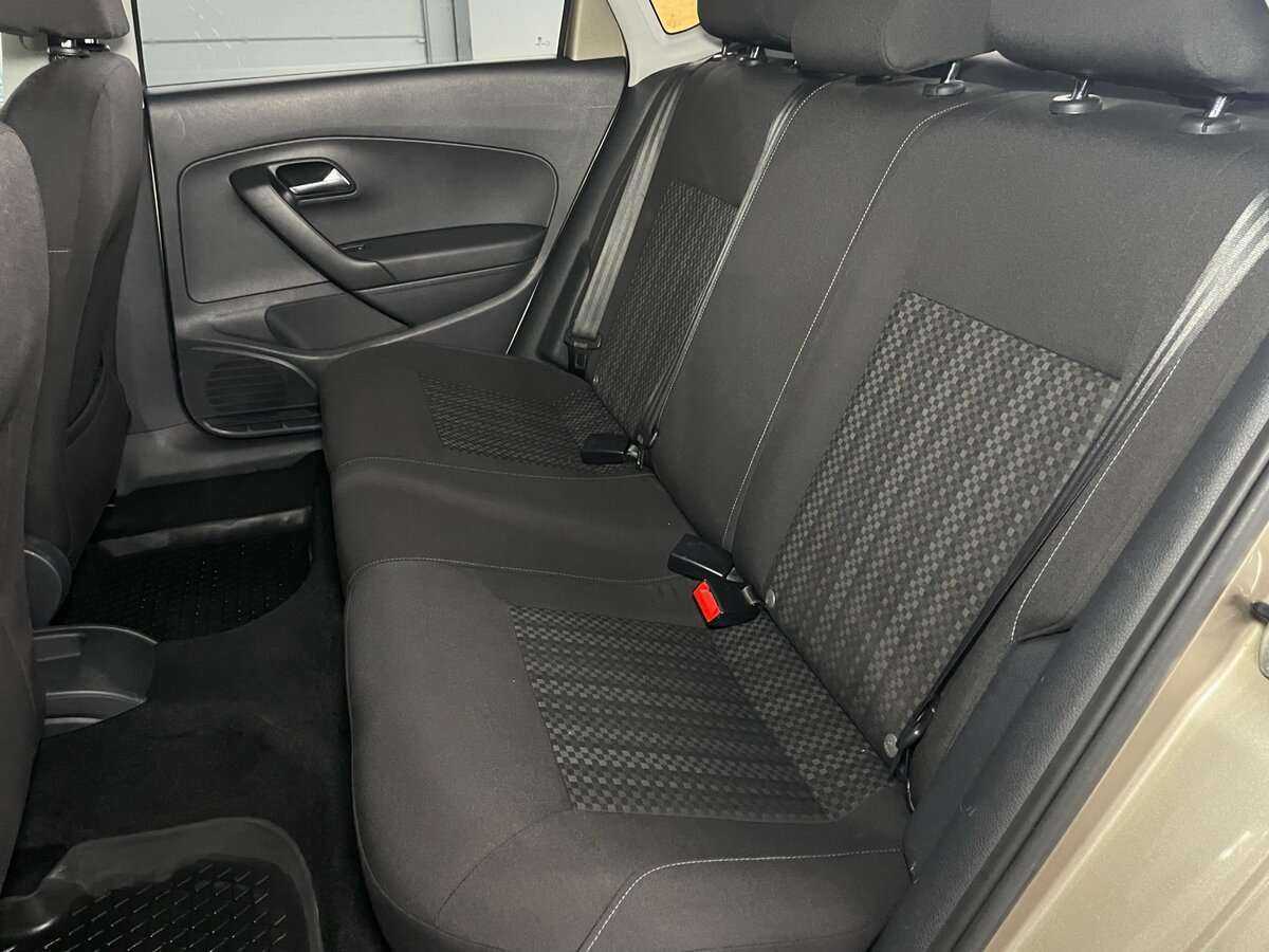 Volkswagen Polo, 2016 Фото №12