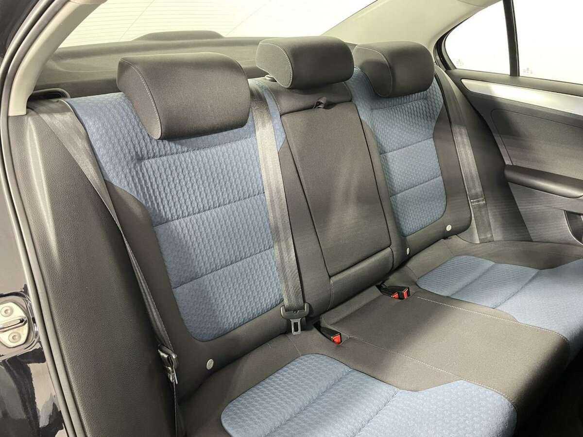 Volkswagen Jetta, 2013 Фото №15