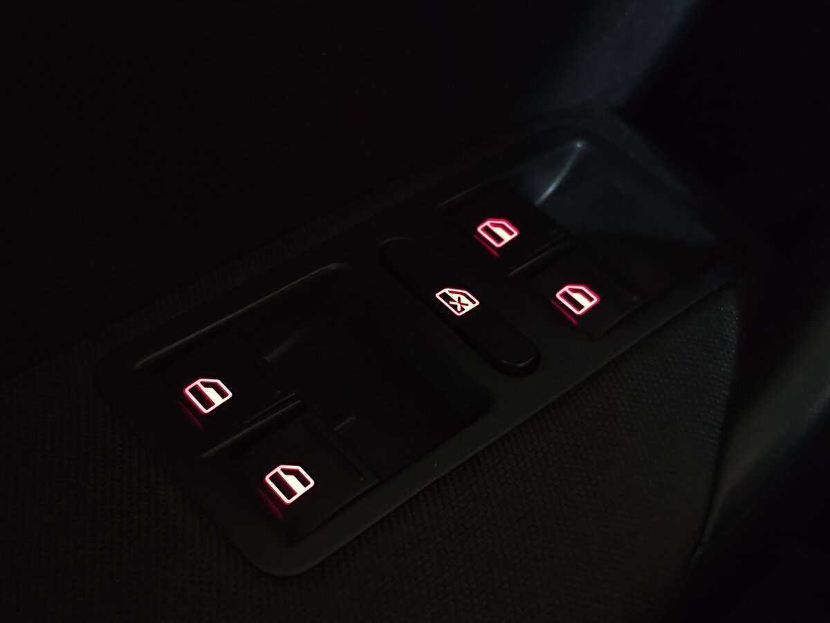 Volkswagen Polo, 2018 Фото №19