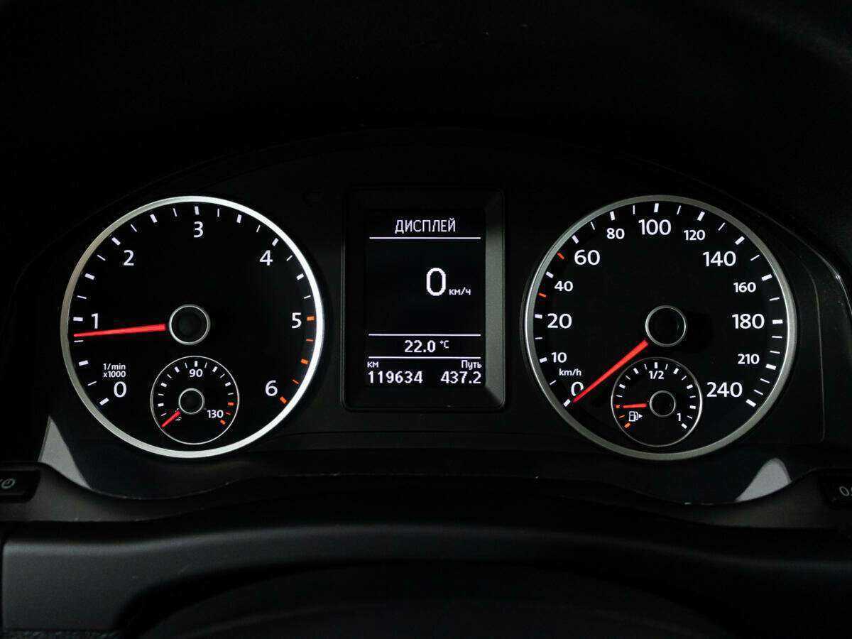 Volkswagen Tiguan, 2015 Фото №12