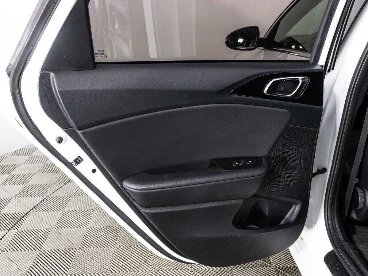 Kia Ceed, 2019 Фото №25