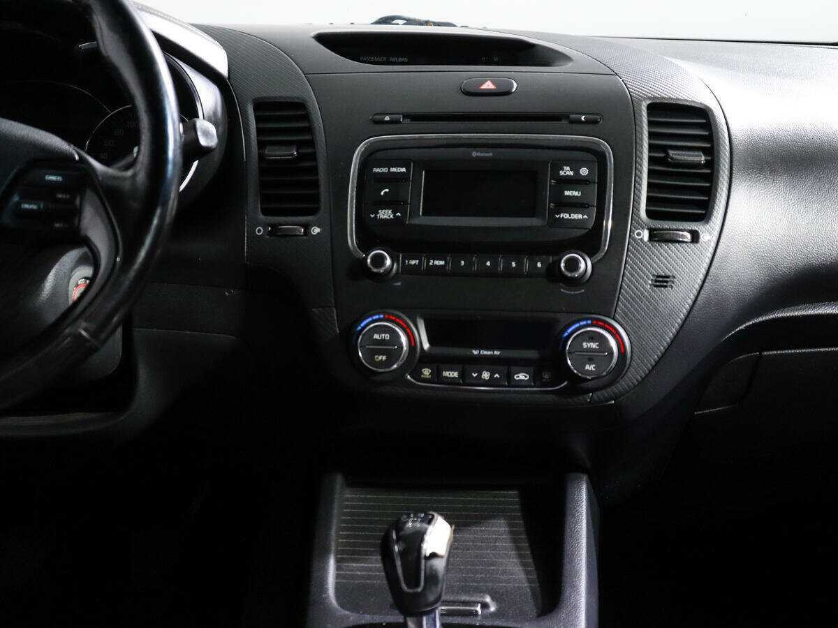 Kia Cerato, 2017 Фото №11