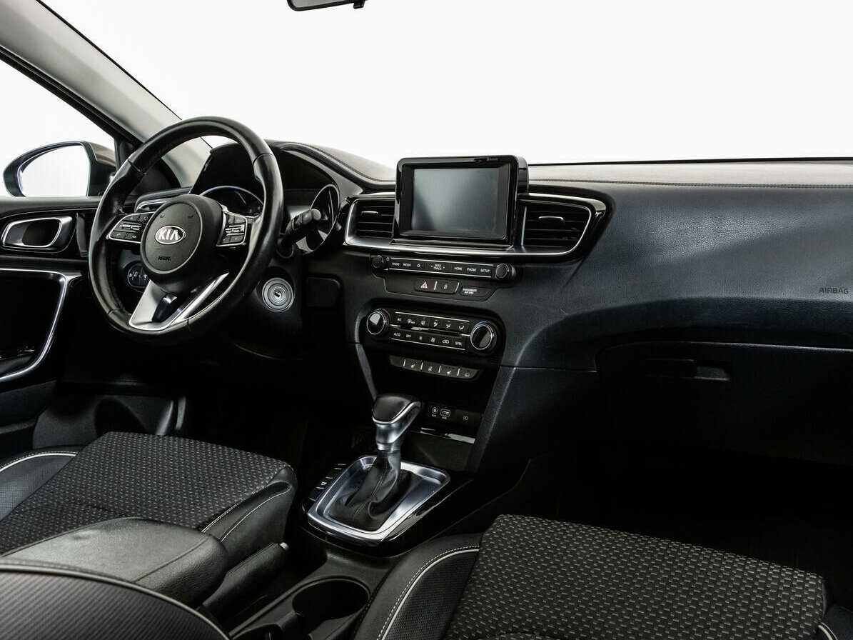 Kia Ceed, 2018 Фото №9
