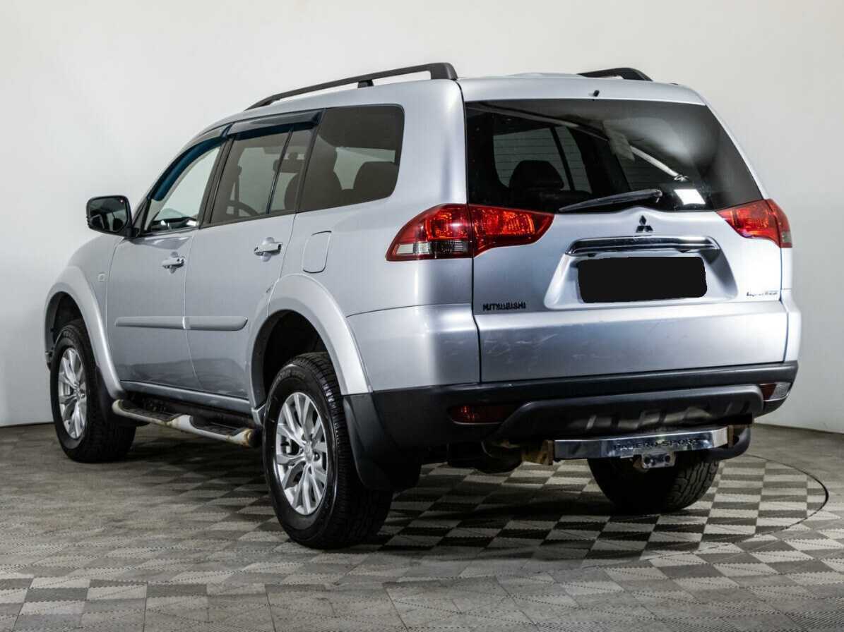Mitsubishi Pajero Sport, 2013 Фото №7