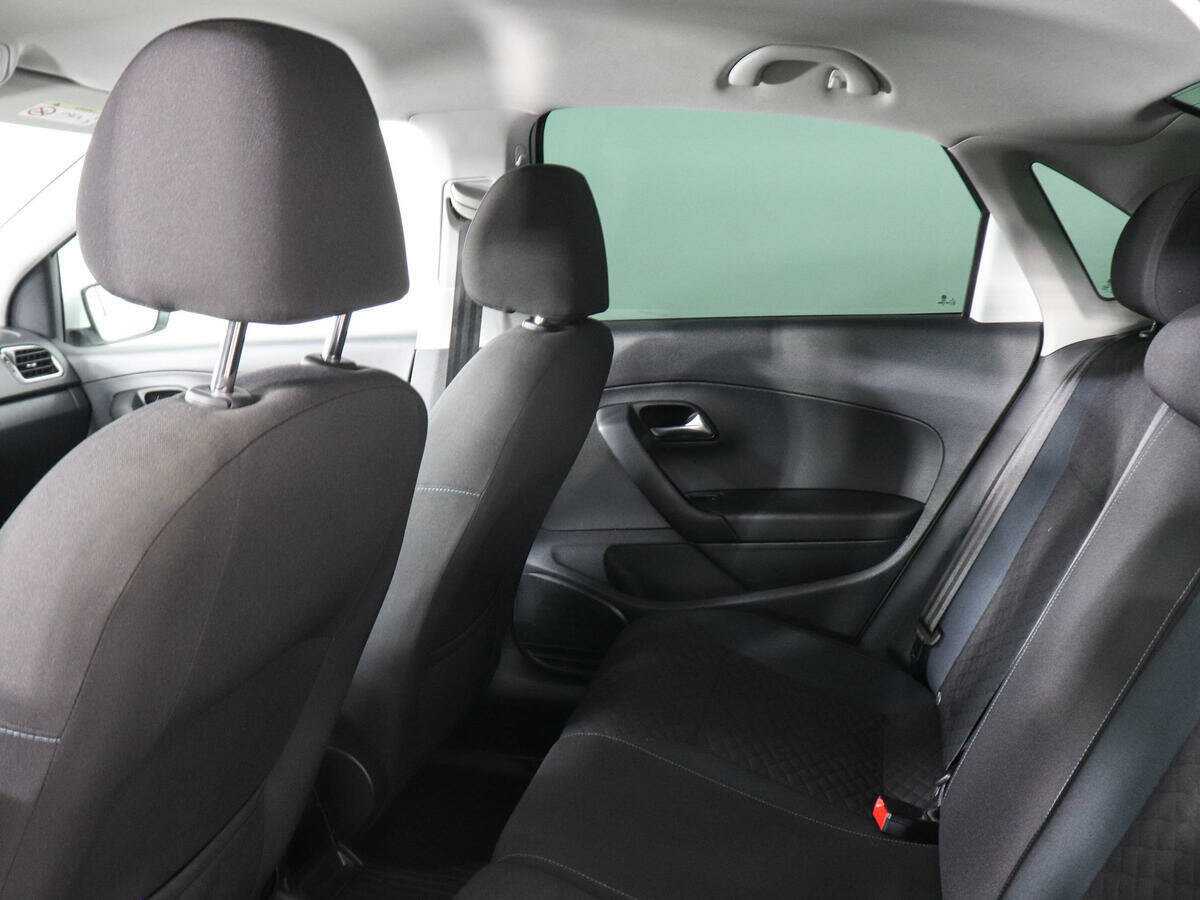 Volkswagen Polo, 2019 Фото №12