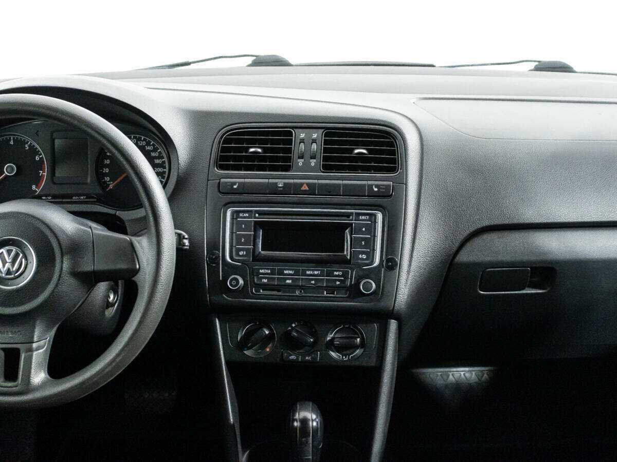 Volkswagen Polo, 2014 Фото №14