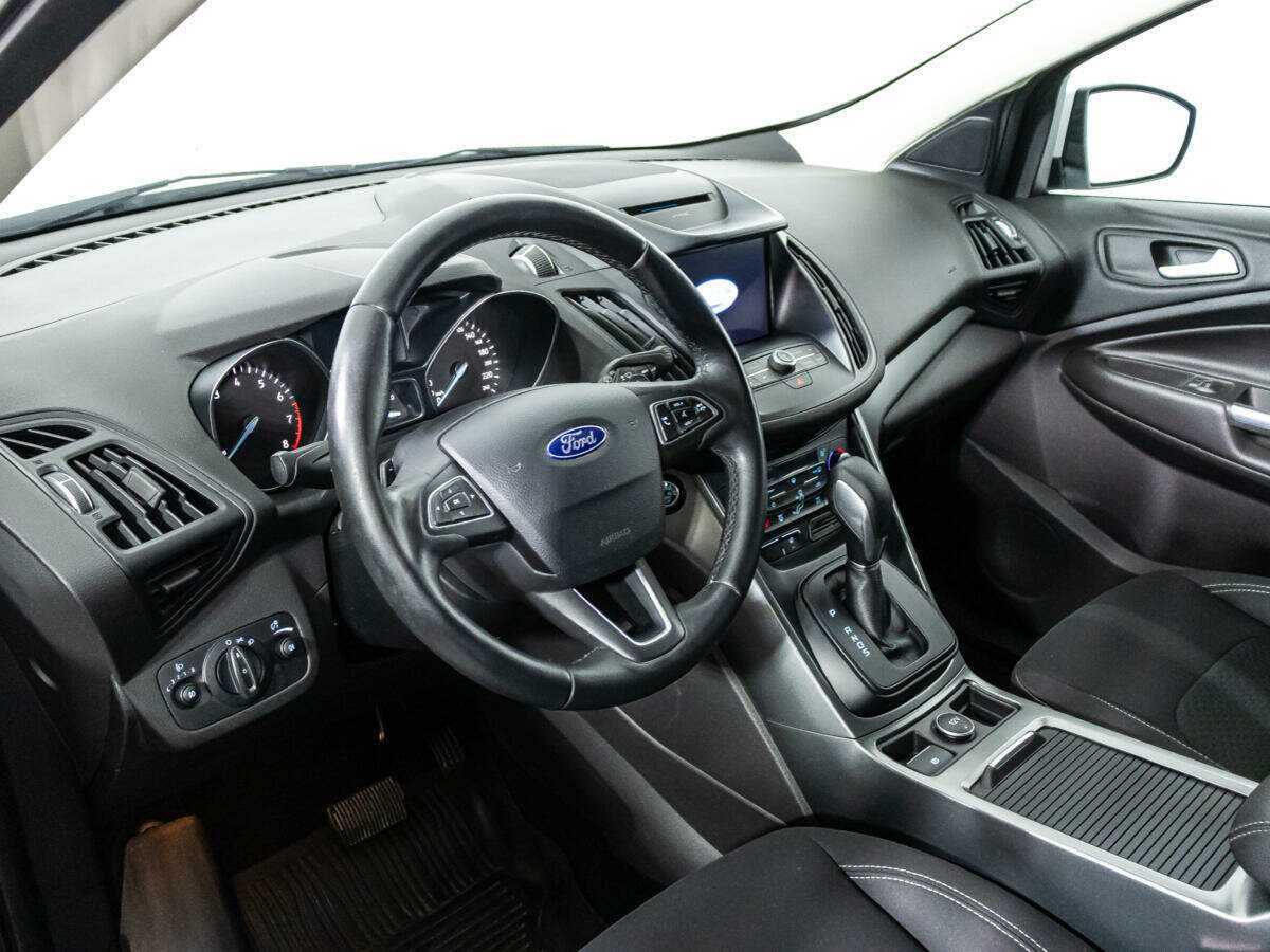 Ford Kuga, 2017 Фото №11