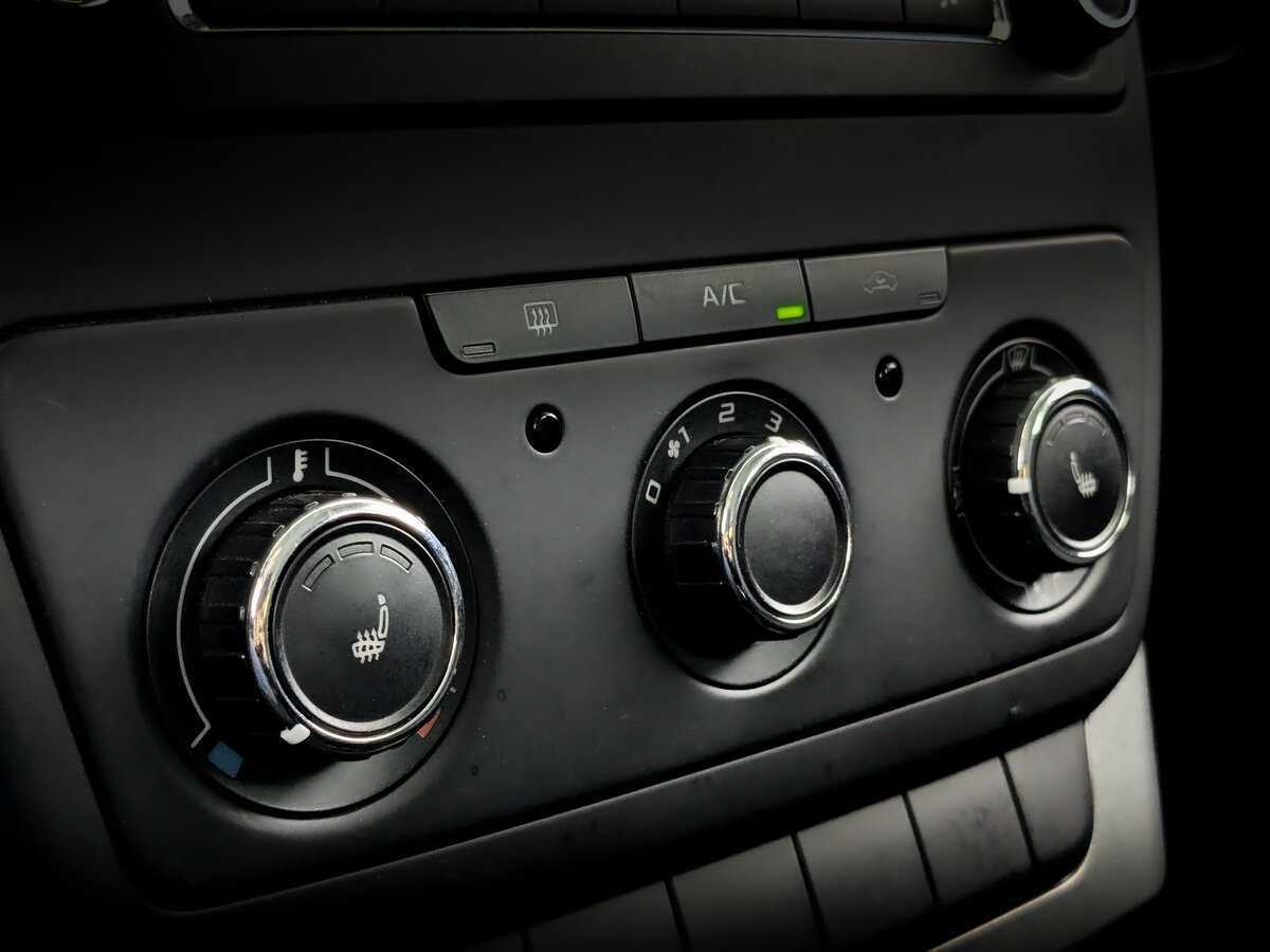 Skoda Yeti, 2014 Фото №21