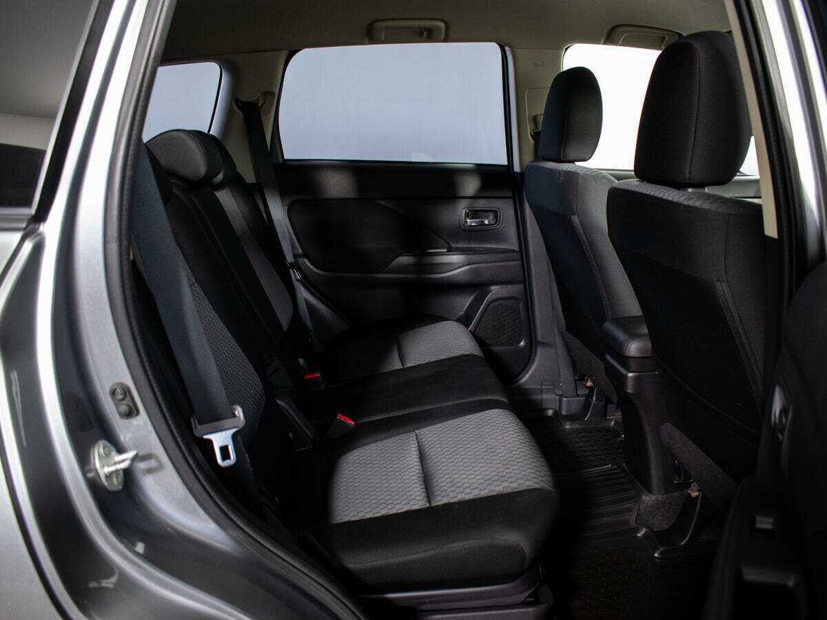 Mitsubishi Outlander, 2012 Фото №7