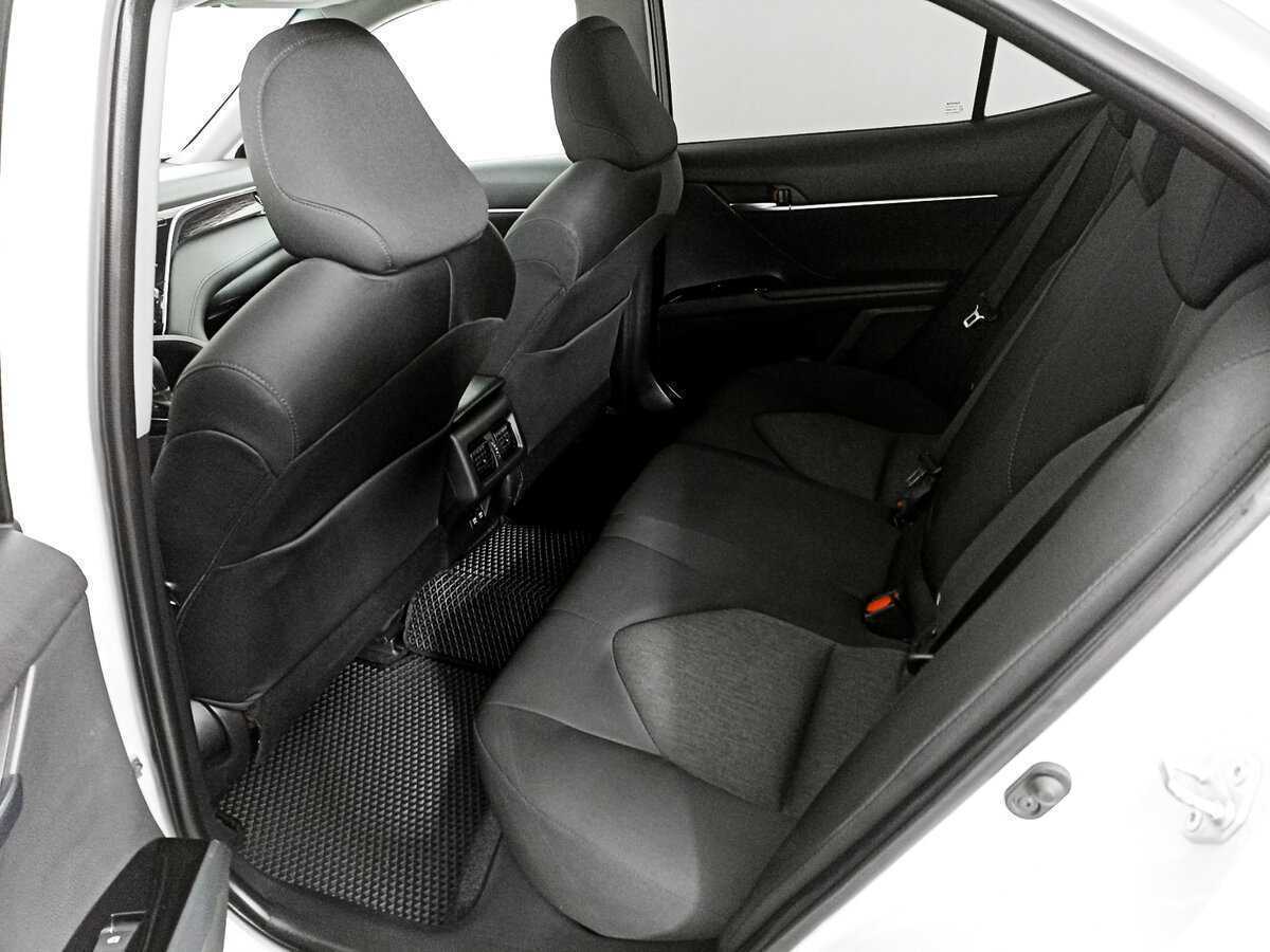 Toyota Camry, 2019 Фото №9