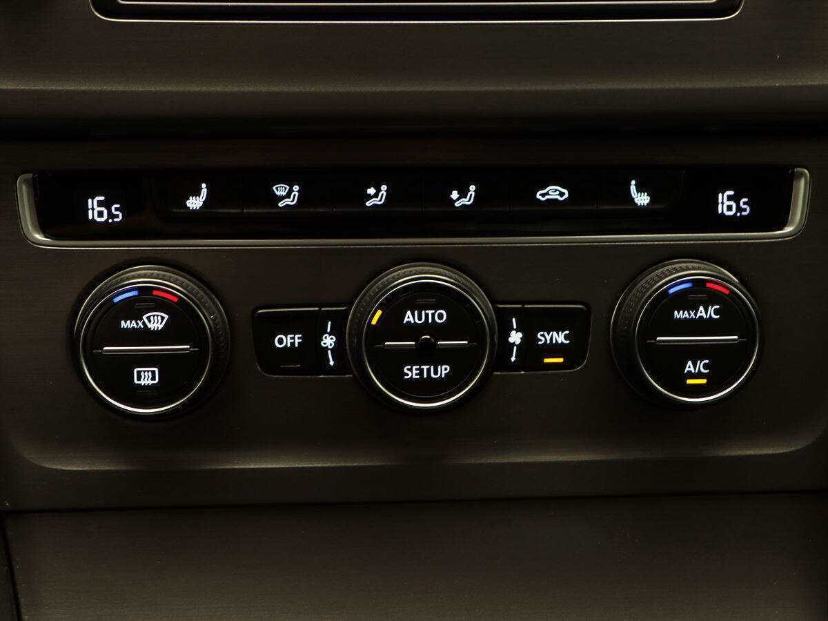 Volkswagen Golf, 2013 Фото №17