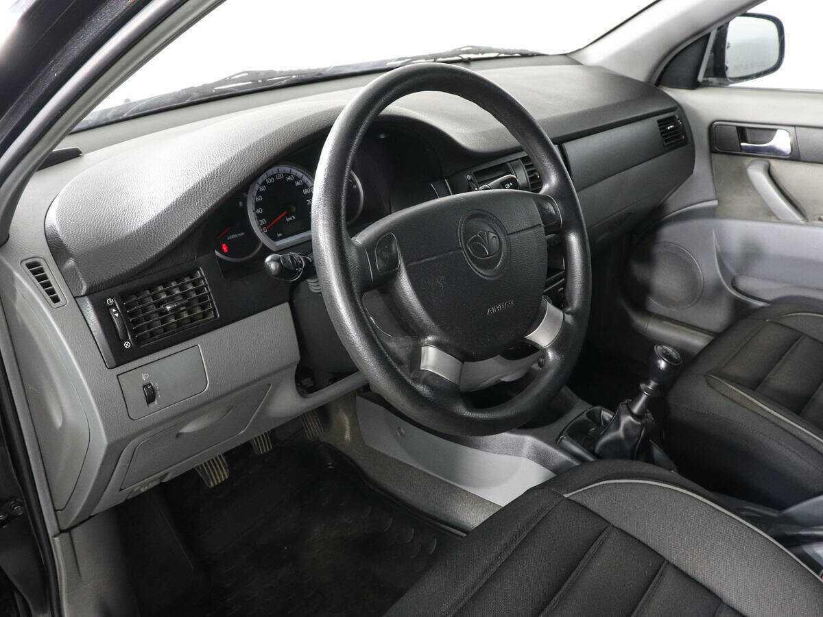 Daewoo Gentra, 2015 Фото №5