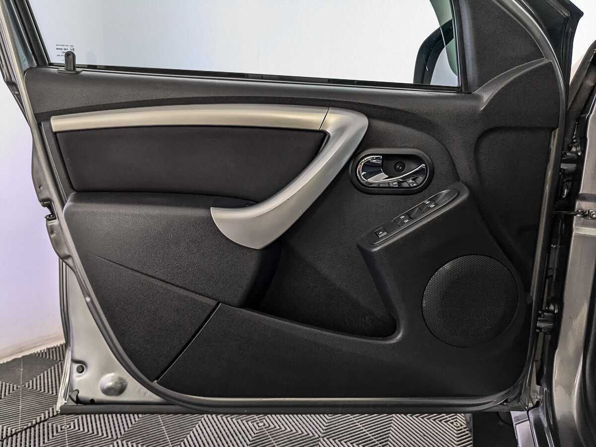 Nissan Terrano, 2020 Фото №17