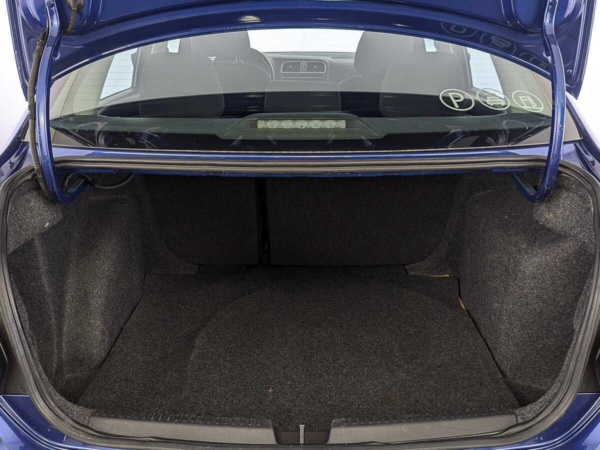 Volkswagen Polo, 2019 Фото №10