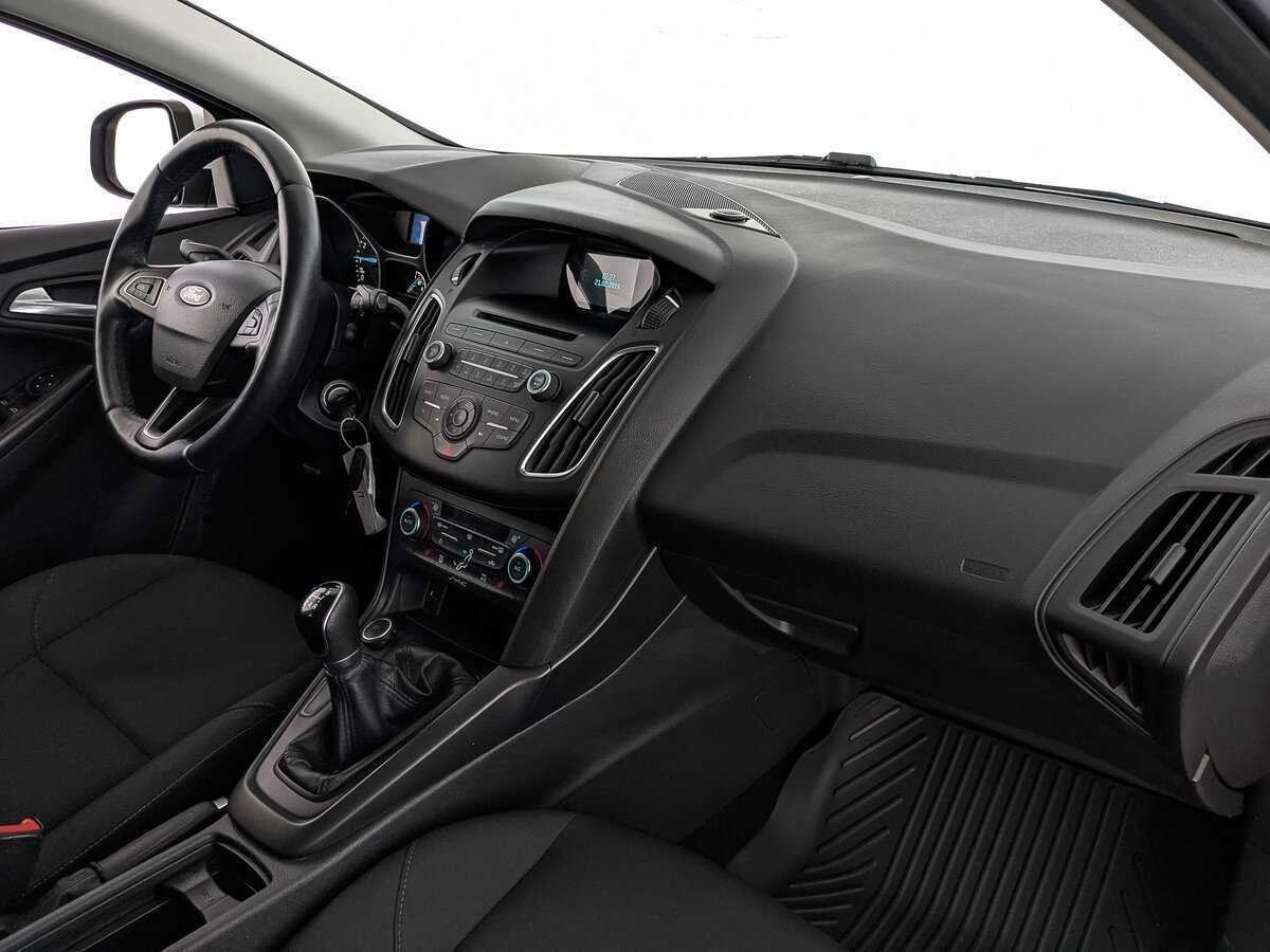 Ford Focus, 2019 Фото №12
