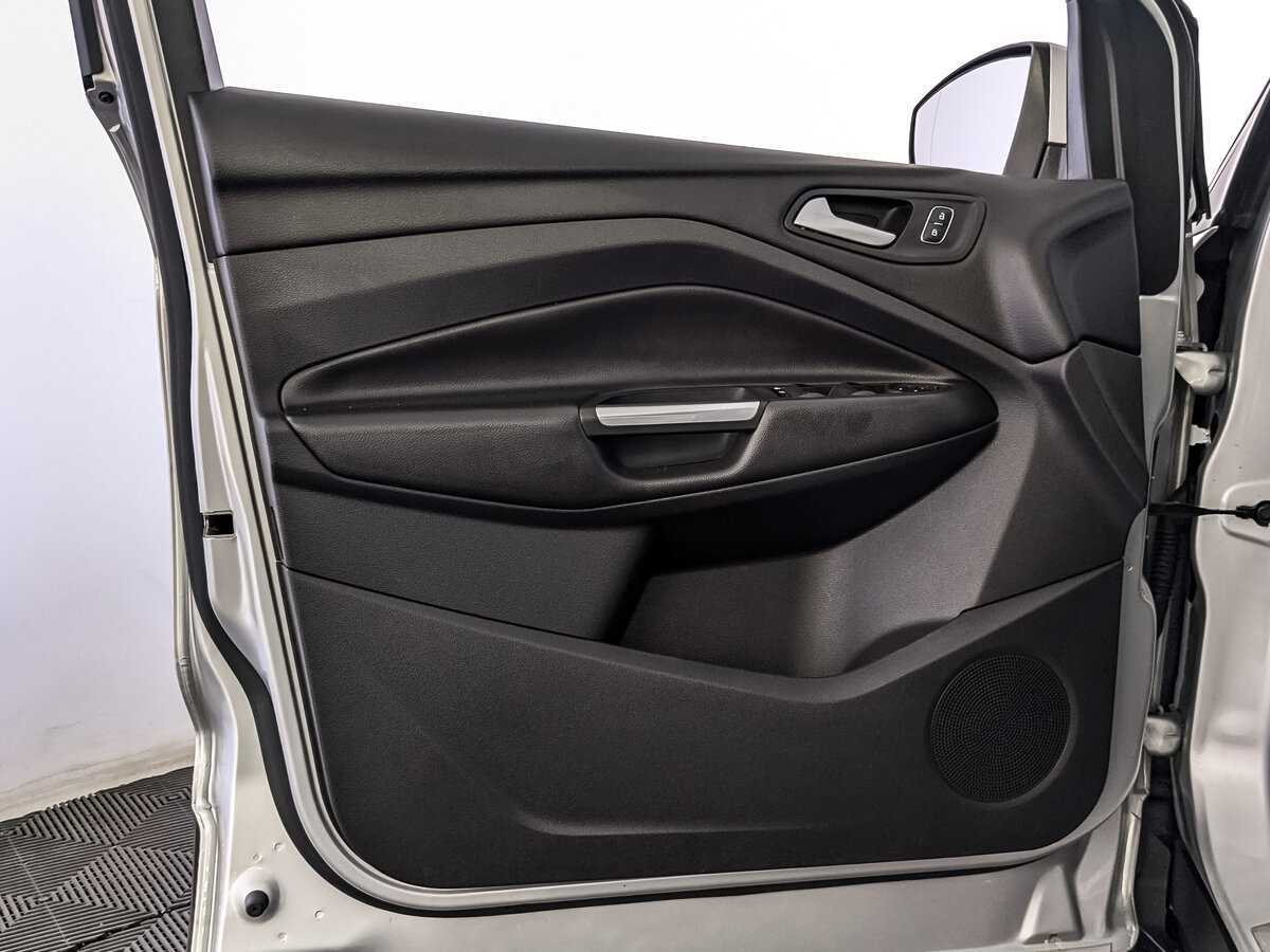 Ford Kuga, 2019 Фото №17