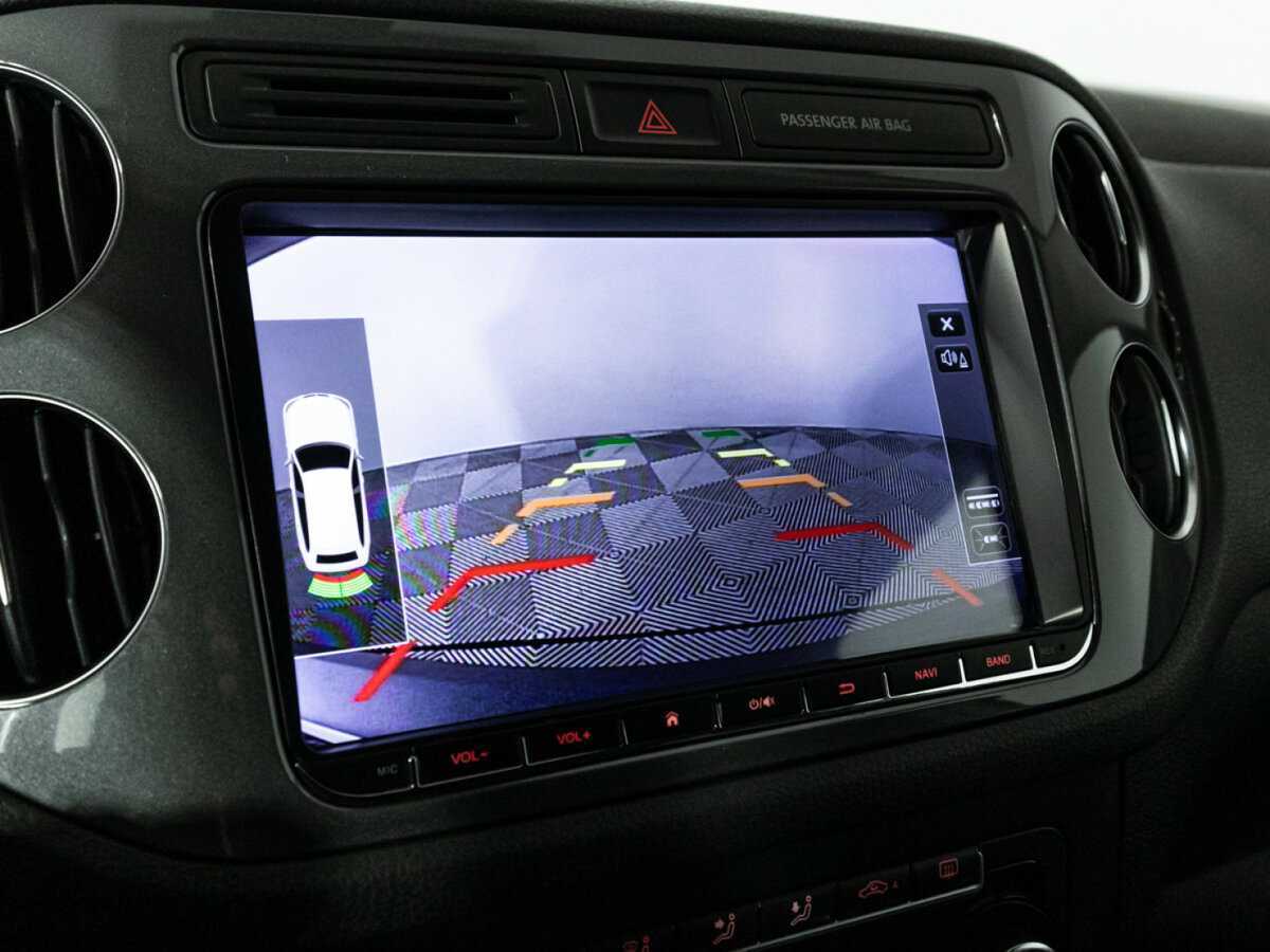 Volkswagen Tiguan, 2015 Фото №15