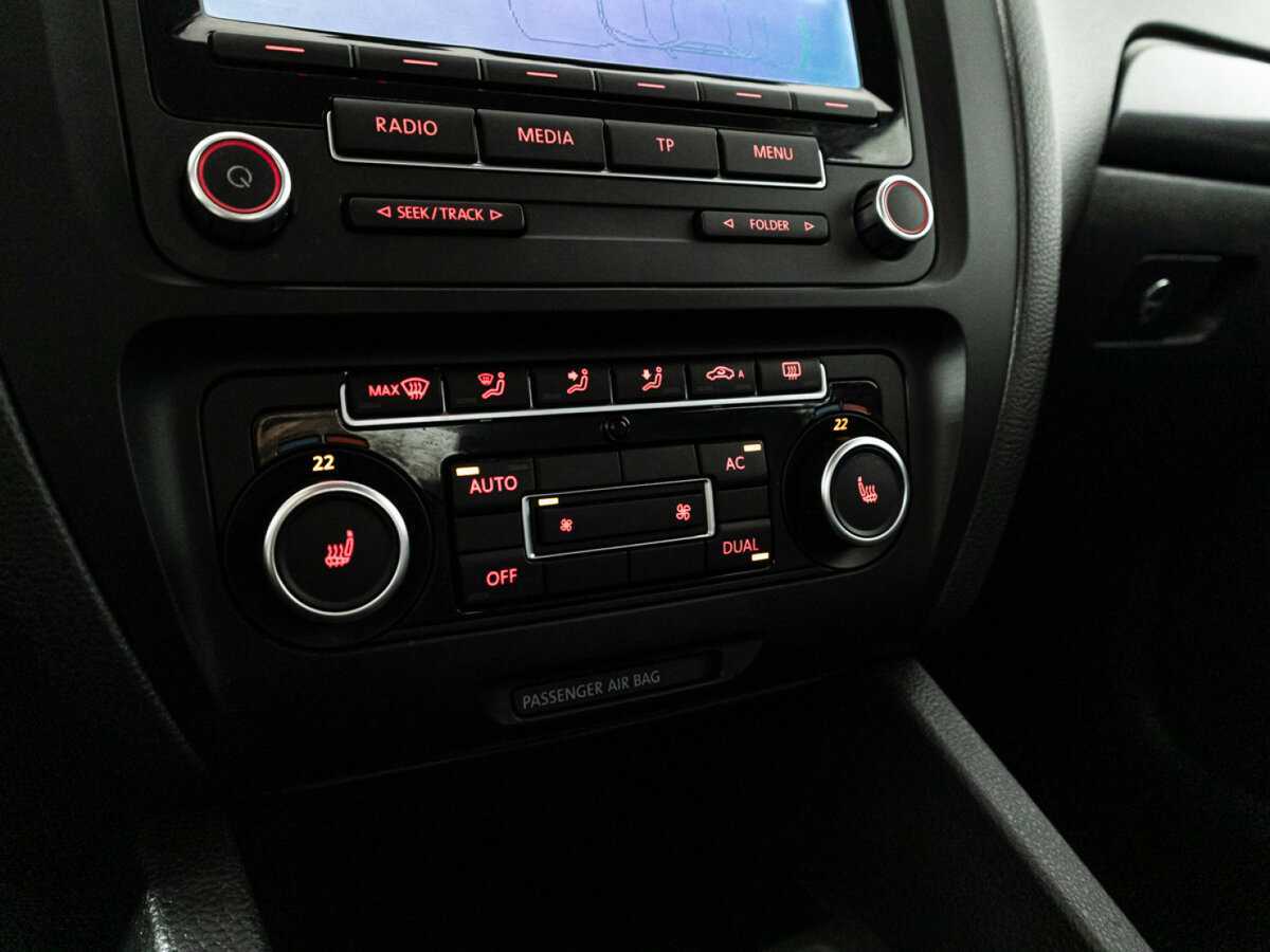 Volkswagen Jetta, 2012 Фото №16