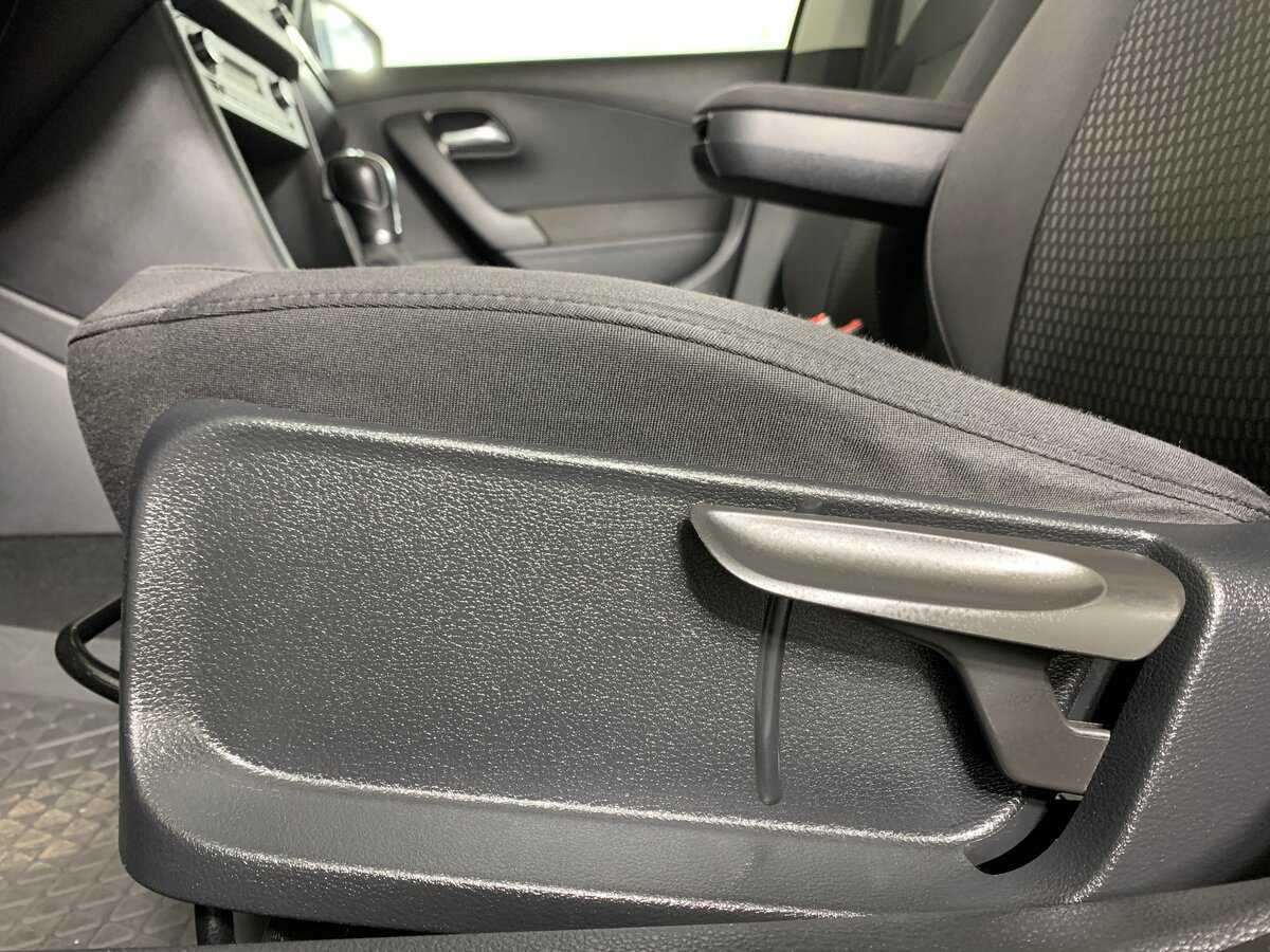 Volkswagen Polo, 2013 Фото №17