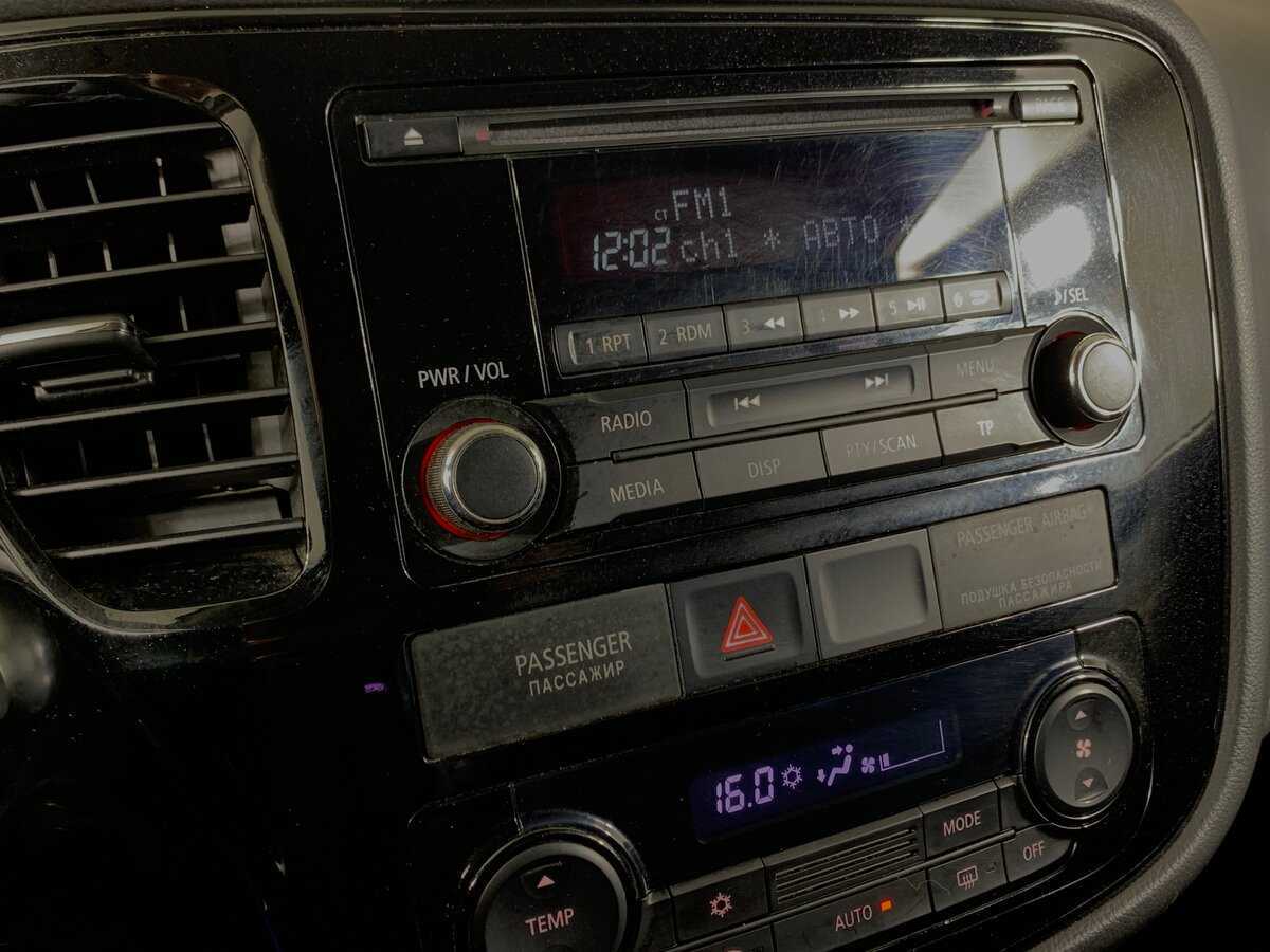 Mitsubishi Outlander, 2013 Фото №16