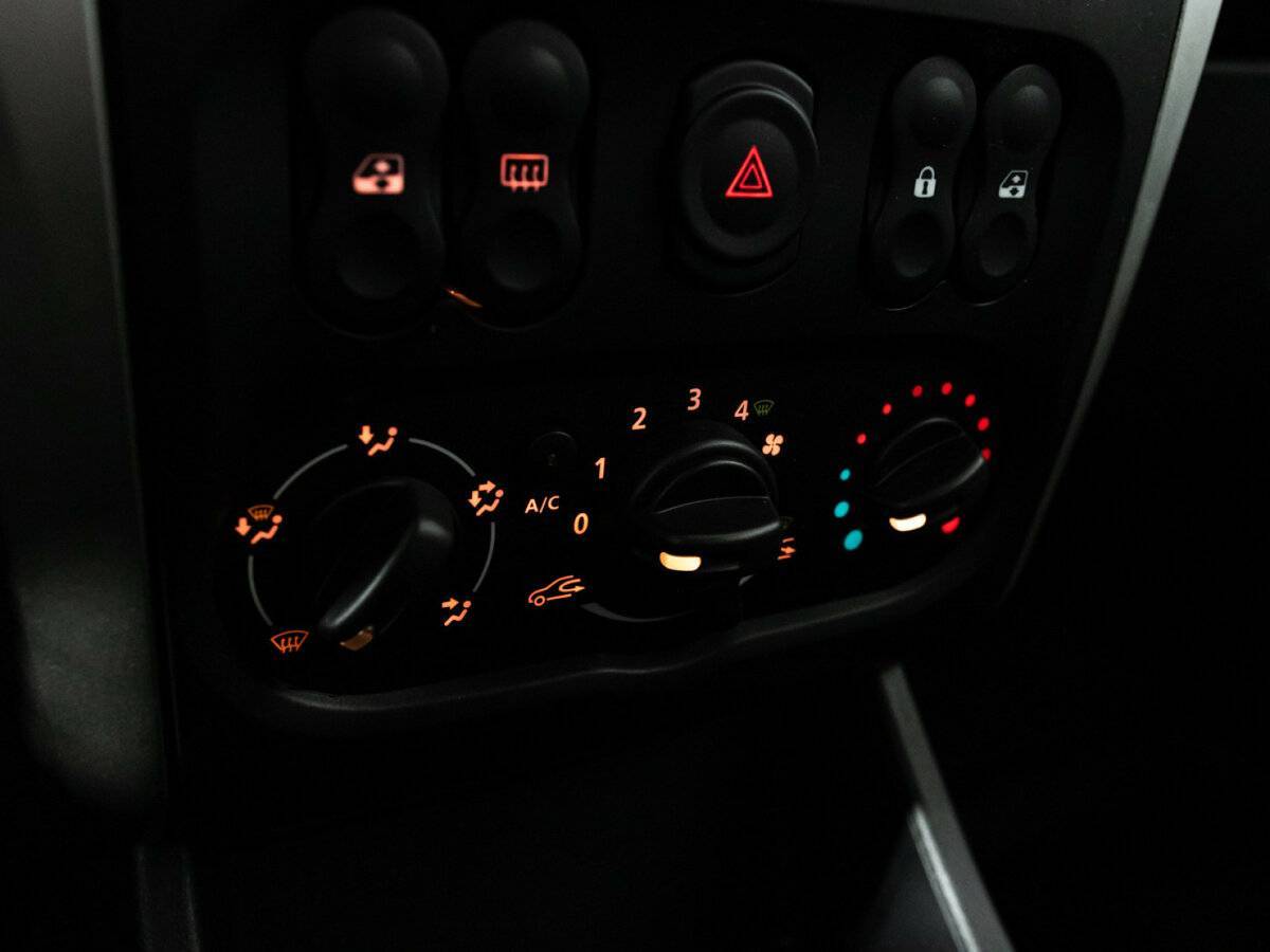 Nissan Almera, 2016 Фото №14