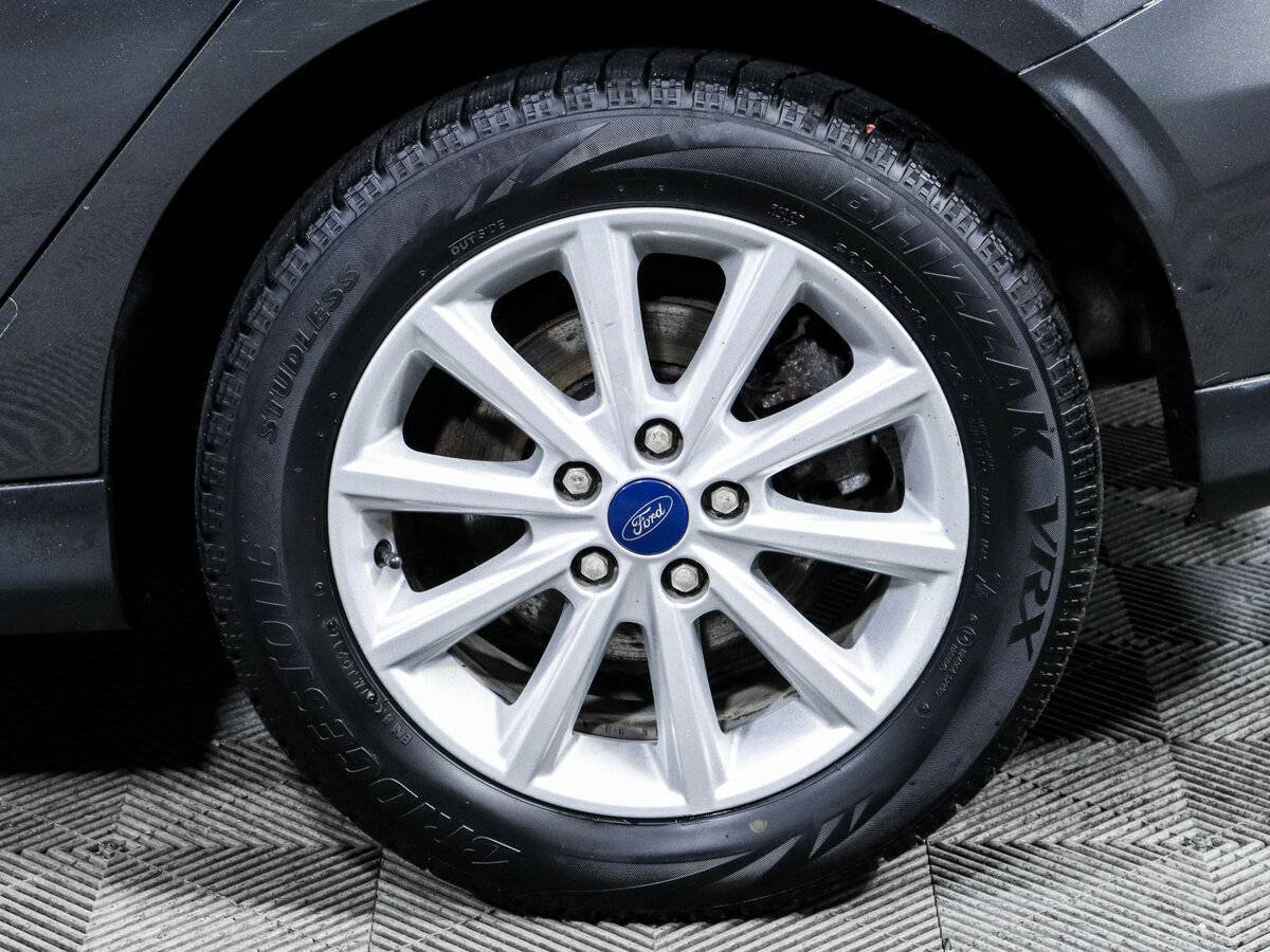 Ford Focus, 2018 Фото №15