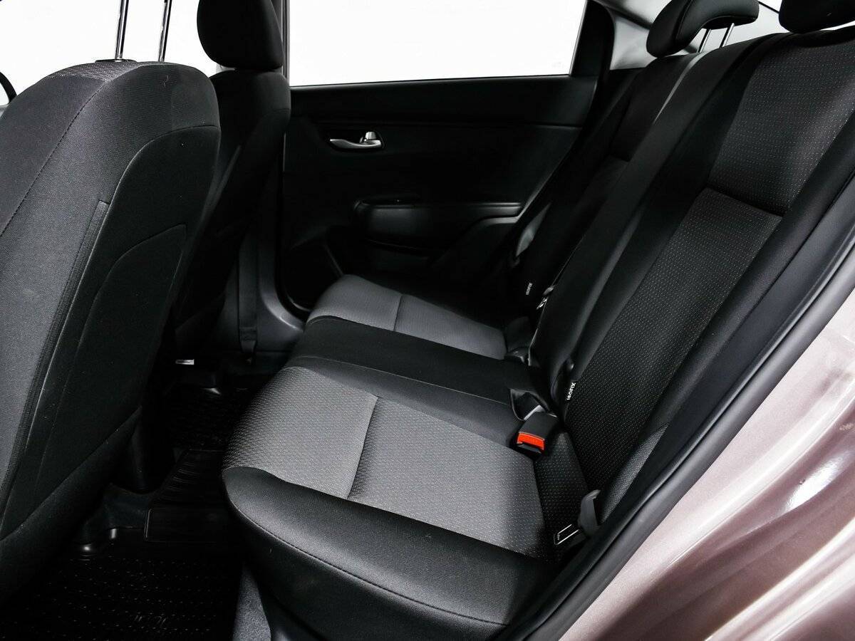 Kia Rio, 2021 Фото №11