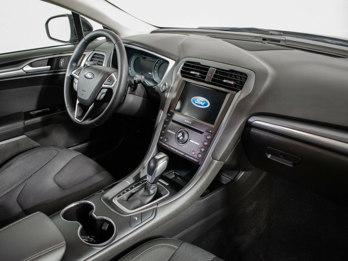 Ford Mondeo V, 2017 Фото №9