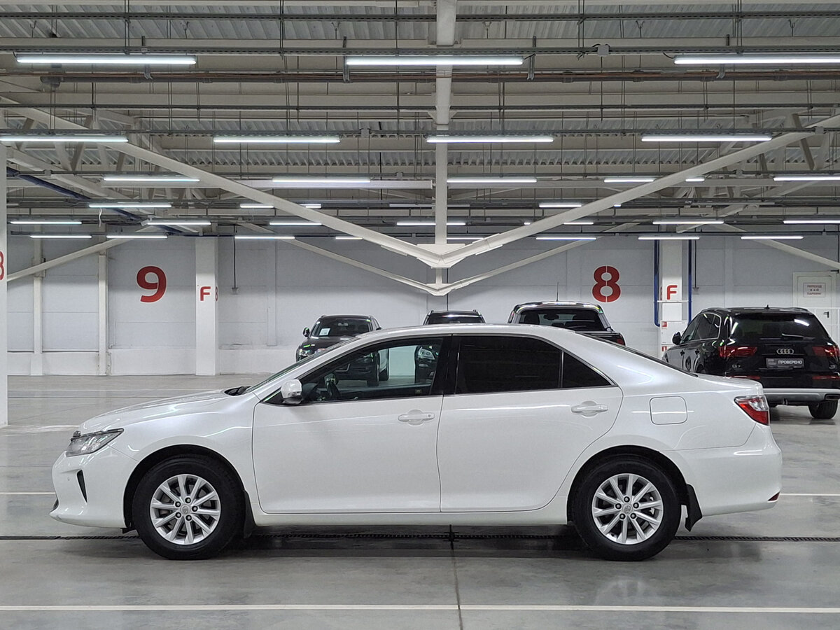 Toyota Camry VII (XV50) Рестайлинг, 2015 Фото №8
