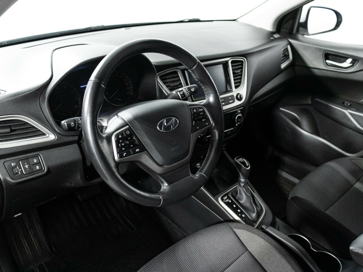 Hyundai Solaris II, 2019 Фото №11