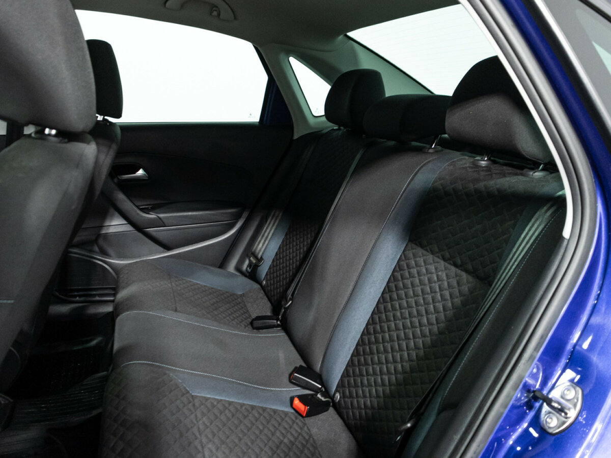 Volkswagen Polo V Рестайлинг, 2020 Фото №10