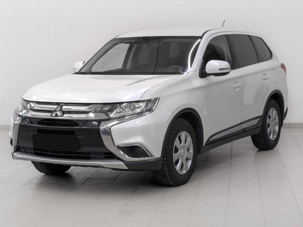 Mitsubishi Outlander, 2015